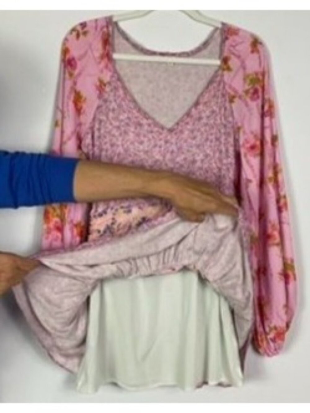 Pink Ripple Floral Ruched Mini Dress Medium Pink V Neck Ruffle Flounce Boho - Picture 3 of 16